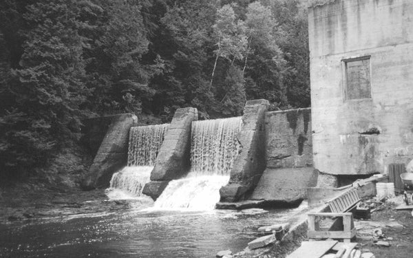 barrage-moulin-rivière-au-saumon-melbourne-quebec-projets-innovants-reve-de-famille